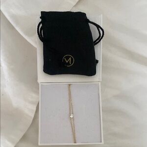 Mejuri Round Topaz Bracelet